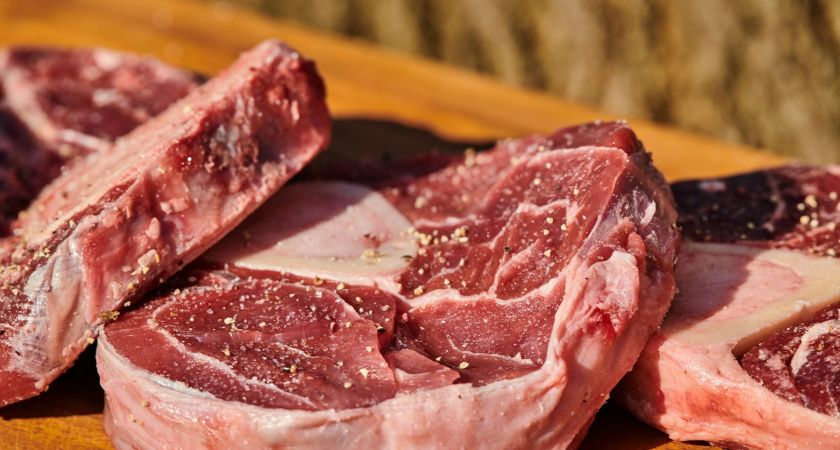 Не переплачивайте зря: чем телятина отличается от говядины и что вкуснее
