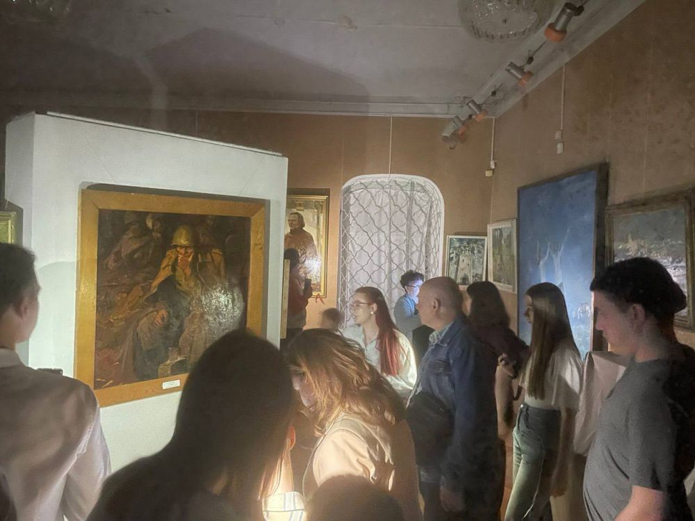  100           