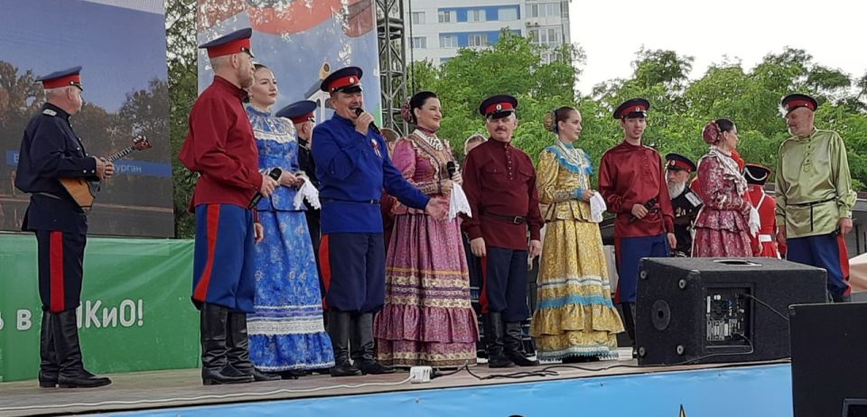 В Волгограде сегодня проходит множество праздничных мероприятий в самых разных локациях