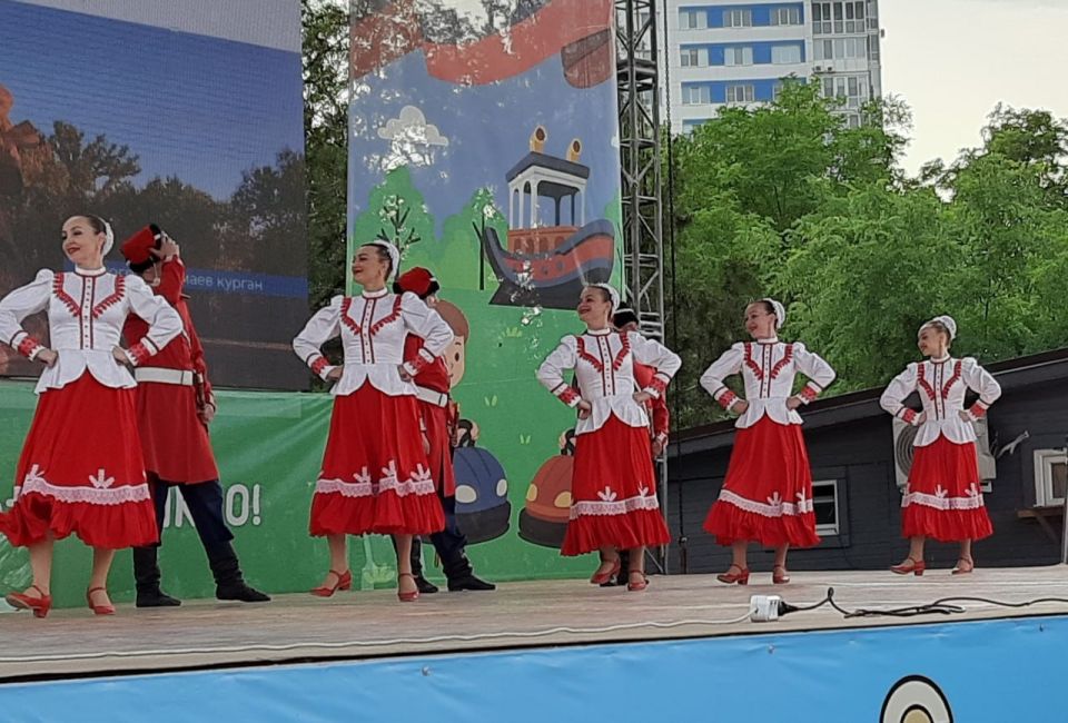 В Волгограде сегодня проходит множество праздничных мероприятий в самых разных локациях