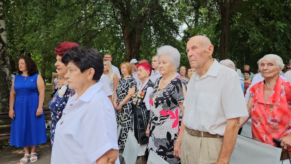 Сегодня в Волжском состоялся торжественный митинг, посвящённый 71-й годовщине со дня основания города