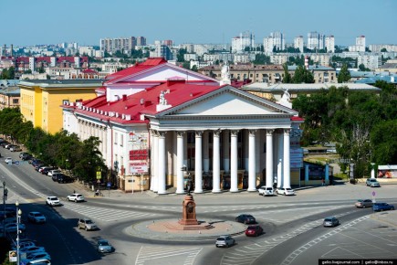 Силы ПВО отразили массированную атаку беспилотников в Волгоградской области, сообщил губернатор Андрей Бочаров
