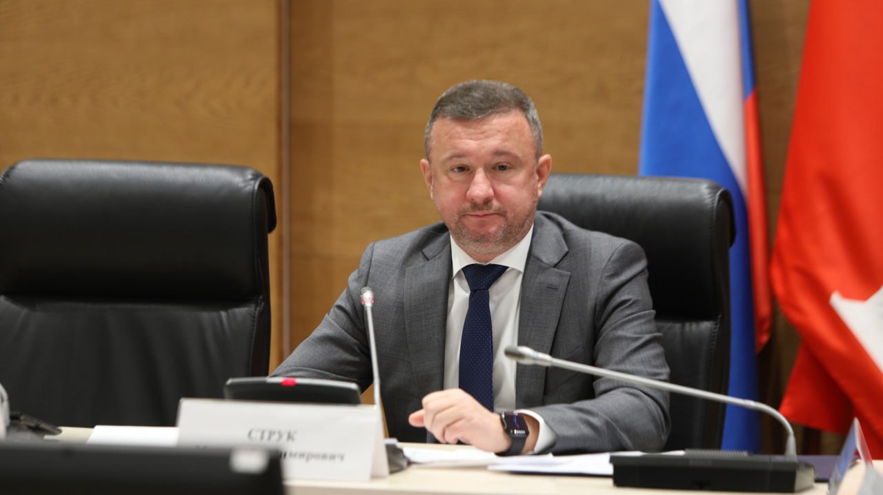 Профильный комитет облдумы под председательством Михаила Струка поддержал законопроект о региональном коэффициенте на 2026 год Профильный комитет облдумы под председательством Михаила Струка поддержал законопроект о региональном коэффициенте на 2026 год