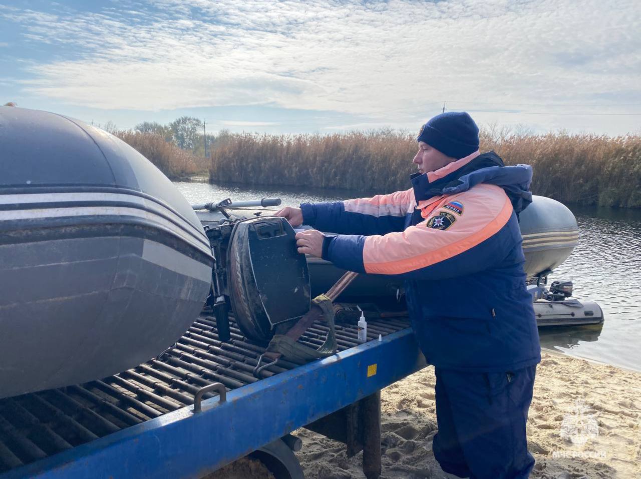Дорогая прогулка по воде. Сегодня на Варваровском водохранилище сотрудники ГИМС пресекли эксплуатацию двух маломерных судов Дорогая прогулка по воде. Сегодня на Варваровском водохранилище сотрудники ГИМС пресекли эксплуатацию двух маломерных судов