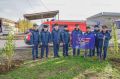 В Волжском сотрудники МЧС России высадили аллею тополей