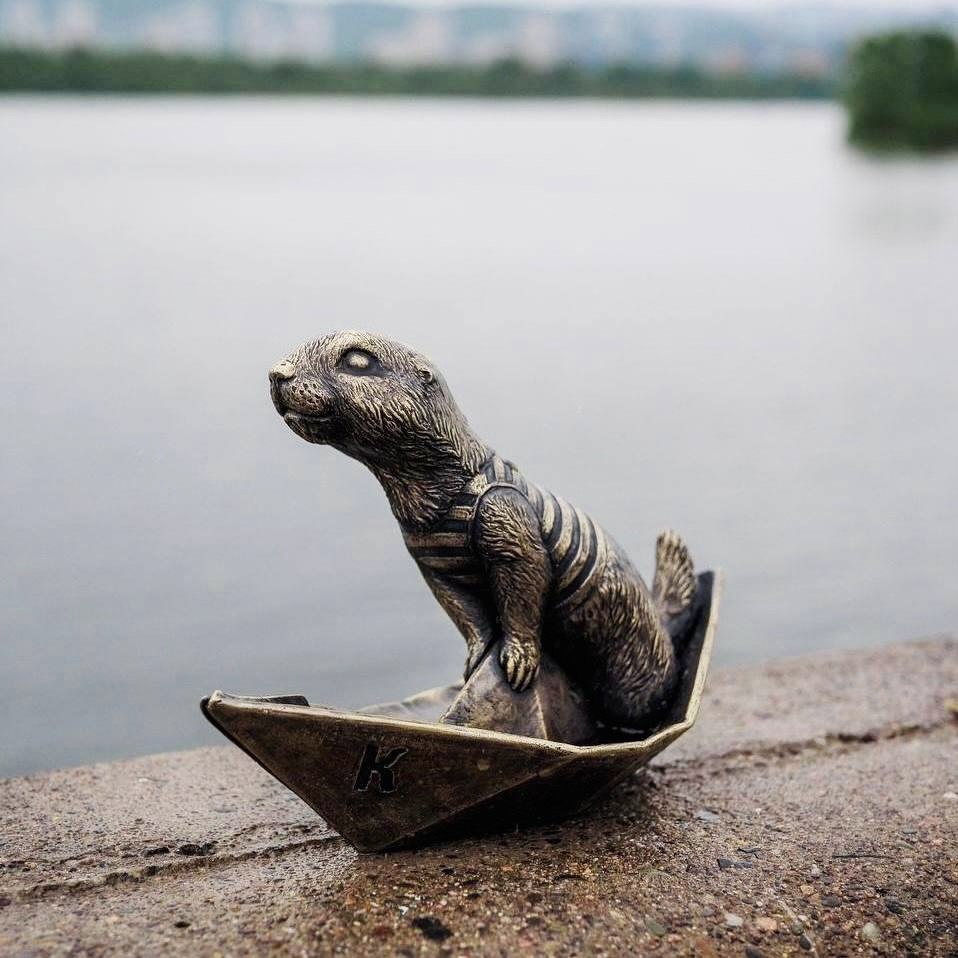 Продолжаем серию постов о сусликах из Красноярска