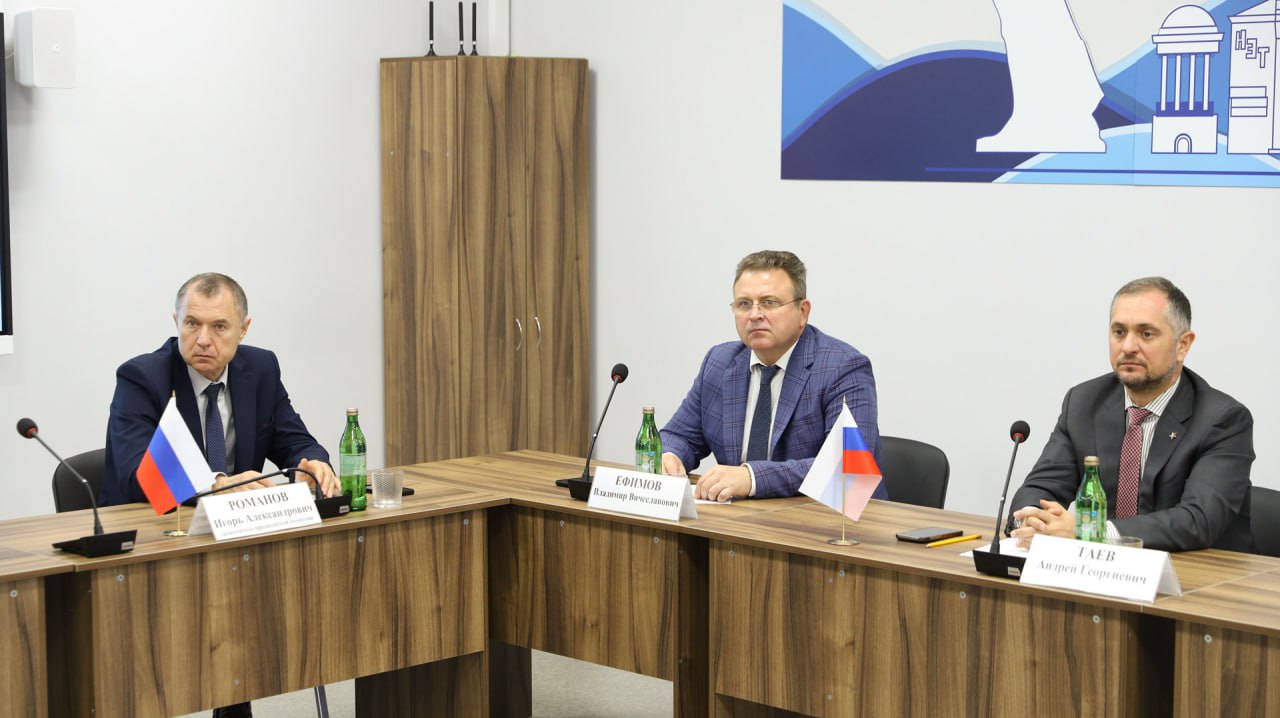 Средняя школа №121, расположенная на ул. Академика Бардина, распахнула свои двери для учащихся 1 сентября – ее появление позволило существенно повысить доступность образования для детей поселка ГЭС Средняя школа №121, расположенная на ул. Академика Бардина, распахнула свои двери для учащихся 1 сентября – ее появление позволило существенно повысить доступность образования для детей поселка ГЭС