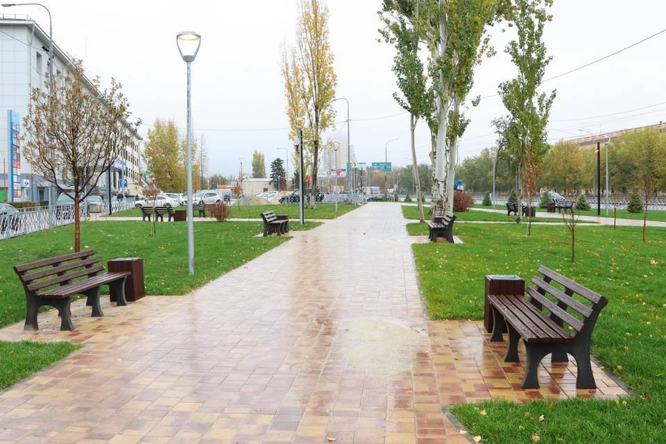 На 93% благоустроили сквер в Советском районе Волгограда
