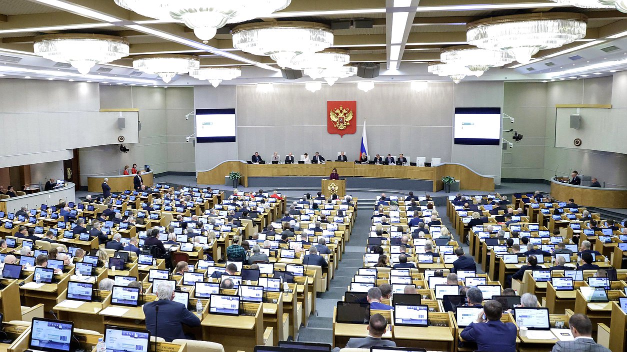 Сегодня на заседании Государственной Думы председатель Центрального банка РФ Эльвира Набиуллина представила доклад об основных направлениях единой денежно-кредитной политики на 2026-2028 годы