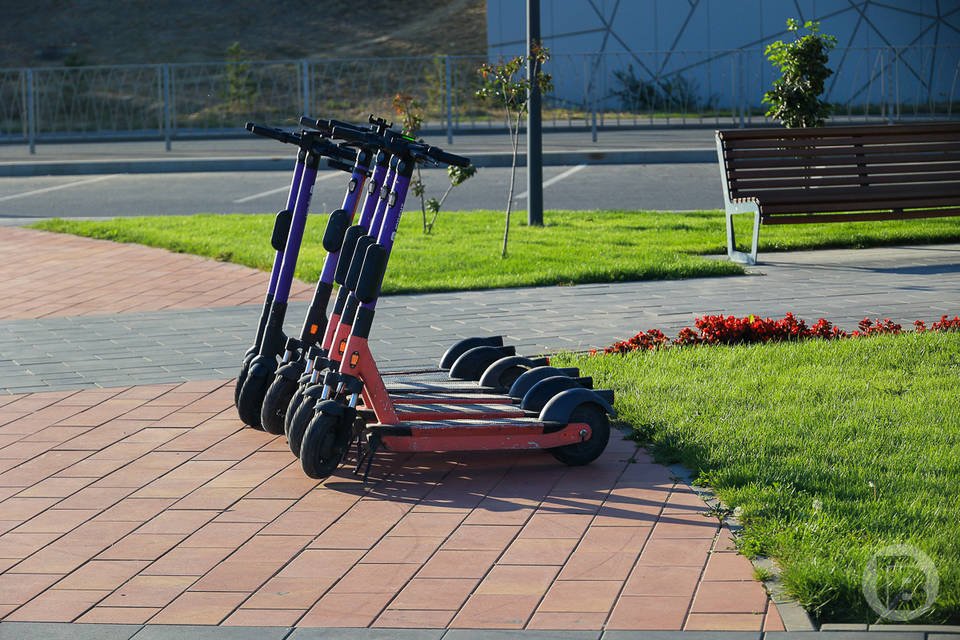 Самокатчик сбил девочку в Волгограде — Бастрыкин отреагировал