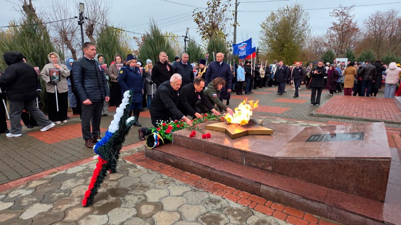 В Волгоградской области открыли памятник ветеранам боевых действий В Волгоградской области открыли памятник ветеранам боевых действий