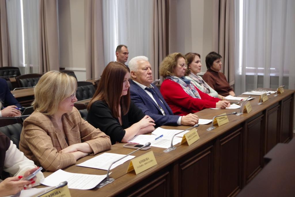 Председатель комитета Волгоградской областной Думы по аграрной политике и биологической защите Александр Шевченко принял участие в заседании межведомственной комиссии по организации взаимодействия органов исполнительной... Председатель комитета Волгоградской областной Думы по аграрной политике и биологической защите Александр Шевченко принял участие в заседании межведомственной комиссии по организации взаимодействия органов исполнительной...