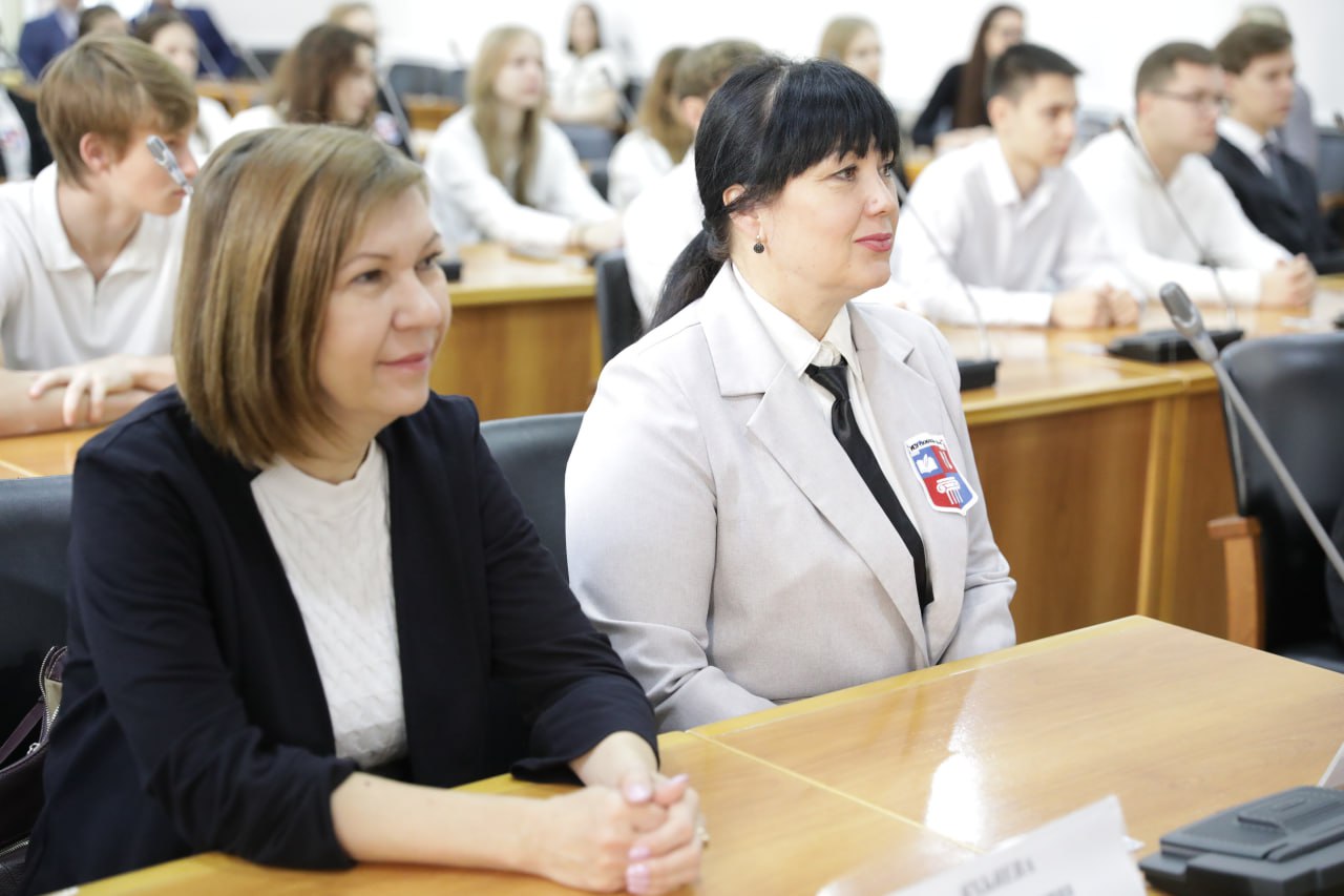 В гордуме Волгограда стартовал третий сезон образовательного проекта «Разговоры о важном» В гордуме Волгограда стартовал третий сезон образовательного проекта «Разговоры о важном»