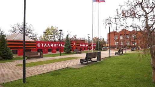 В ЛНР открыли обновленный Дворец культуры и площадь Героев Сталинграда