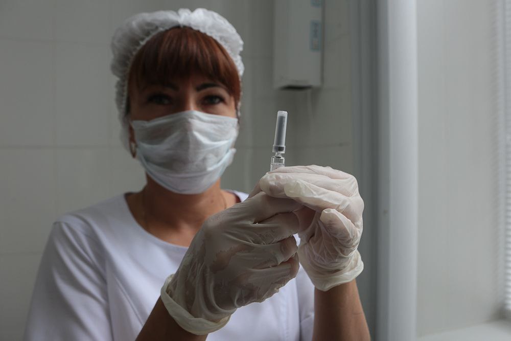В Волгоградской области от гриппа вакцинировались почти 1,3 миллиона человек