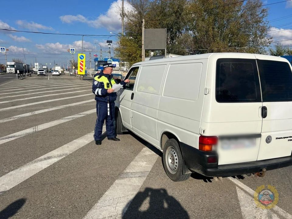 Волгоградские инспекторы дорожно-патрульной службы проводят активную профилактику правонарушений