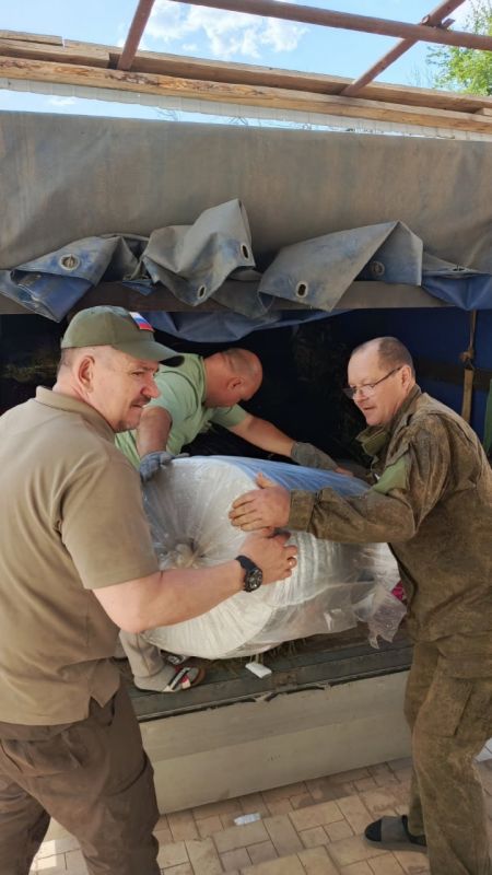 Сегодня депутат Алексей Васютенко отмечает свой день рождения, который совпадает с Днём народного единства – символично для человека, искренне любящего свою страну Сегодня депутат Алексей Васютенко отмечает свой день рождения, который совпадает с Днём народного единства – символично для человека, искренне любящего свою страну