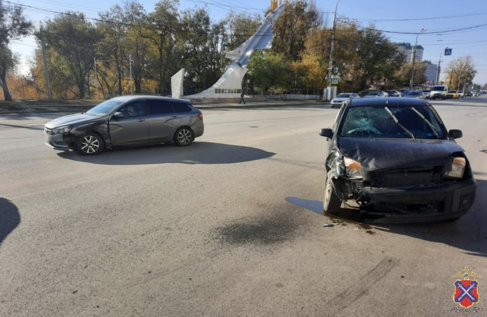 Фото с мест ДТП за 3 ноября 2025 года Фото с мест ДТП за 3 ноября 2025 года