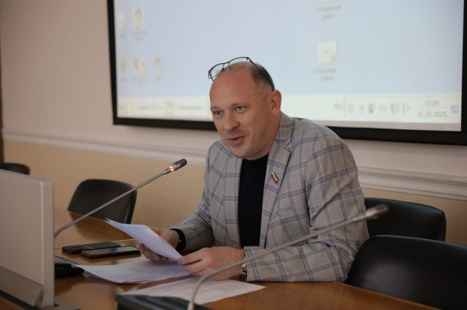 В Волгоградской городской Думе продолжается системная работа по формированию перечня уличных лестниц, требующих ремонта в первоочередном порядке В Волгоградской городской Думе продолжается системная работа по формированию перечня уличных лестниц, требующих ремонта в первоочередном порядке