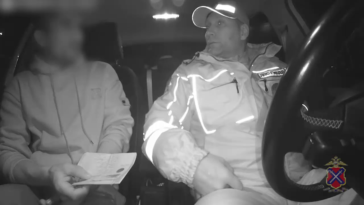 В Краснооктябрьском районе полицейские задержали нарушителя правил дорожного движения за дачу взятки инспектору ДПС