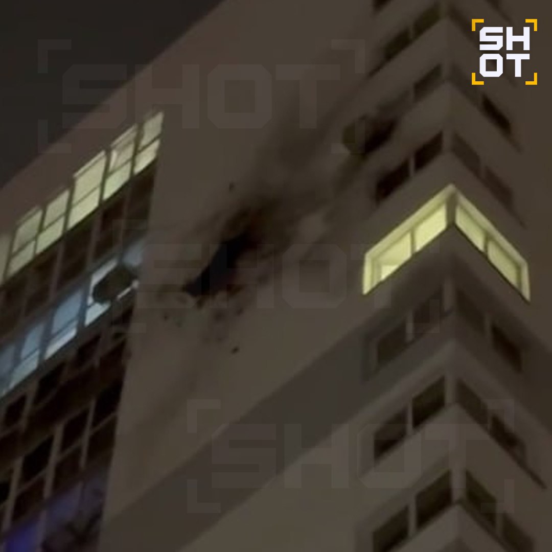 ВСУ массово атаковали Волгоград: Более 30 взрывов и удар по жилому дому - погиб мирный житель