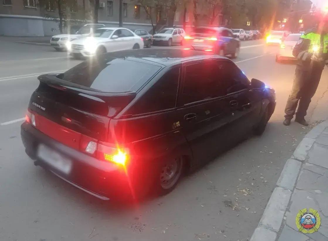 Сотрудники Госавтоинспекции продолжают работу по выявлению незаконных внесений изменений в конструкцию автомашин Сотрудники Госавтоинспекции продолжают работу по выявлению незаконных внесений изменений в конструкцию автомашин