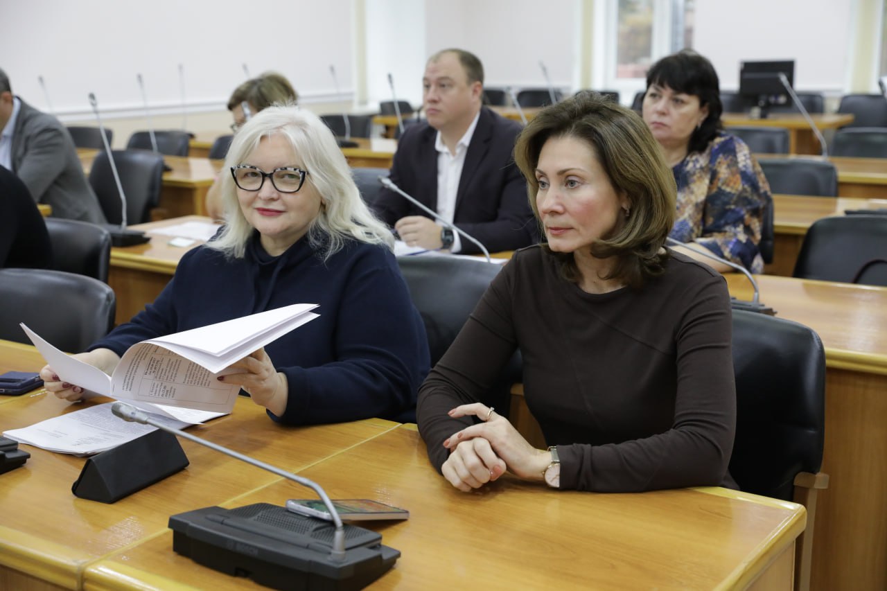 Список коллективных стипендиатов Волгоградской городской Думы на 2026 год сформировали сегодня члены специальной комиссии, возглавляемой заместителем председателя гордумы Геннадием Кузнецовым Список коллективных стипендиатов Волгоградской городской Думы на 2026 год сформировали сегодня члены специальной комиссии, возглавляемой заместителем председателя гордумы Геннадием Кузнецовым