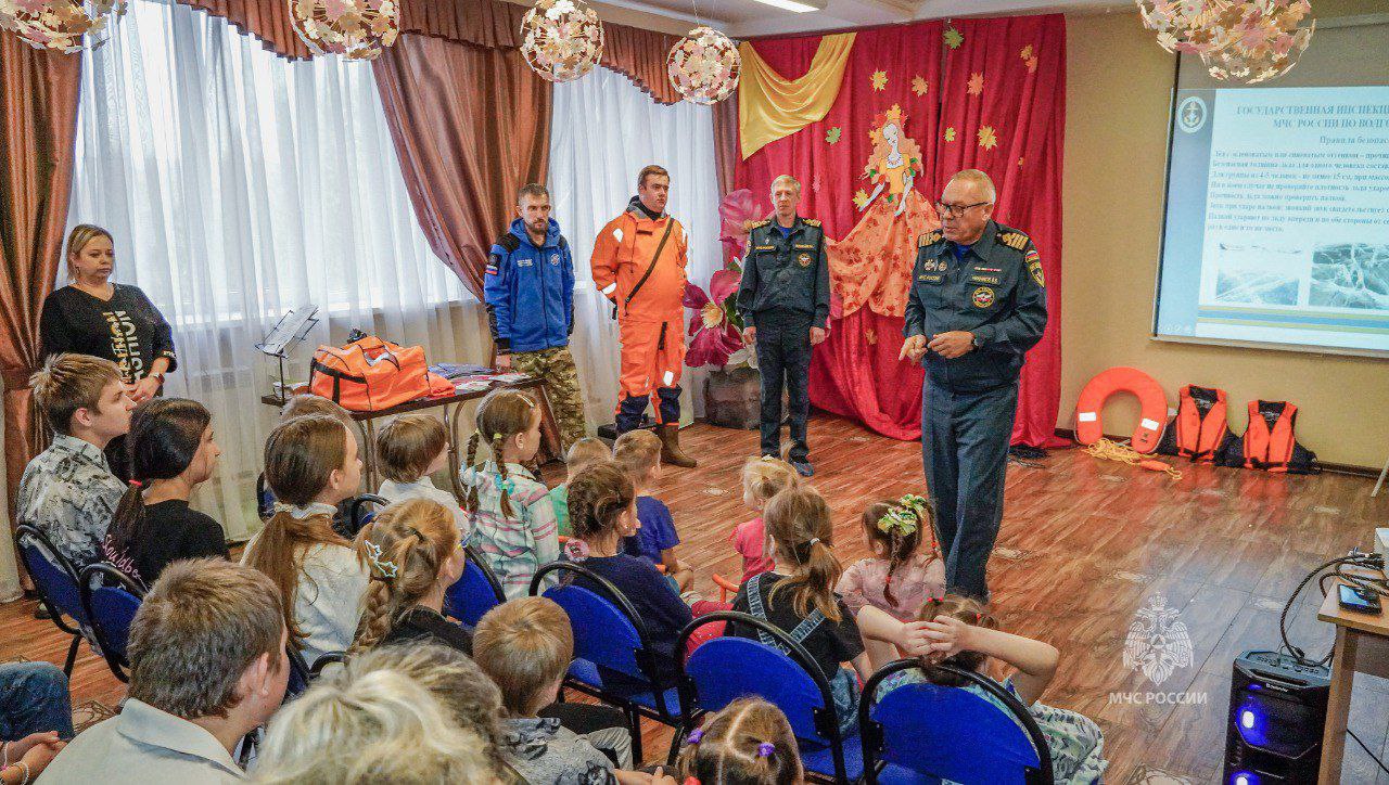 Урок безопасности для воспитанников социально-реабилитационного центра Урок безопасности для воспитанников социально-реабилитационного центра