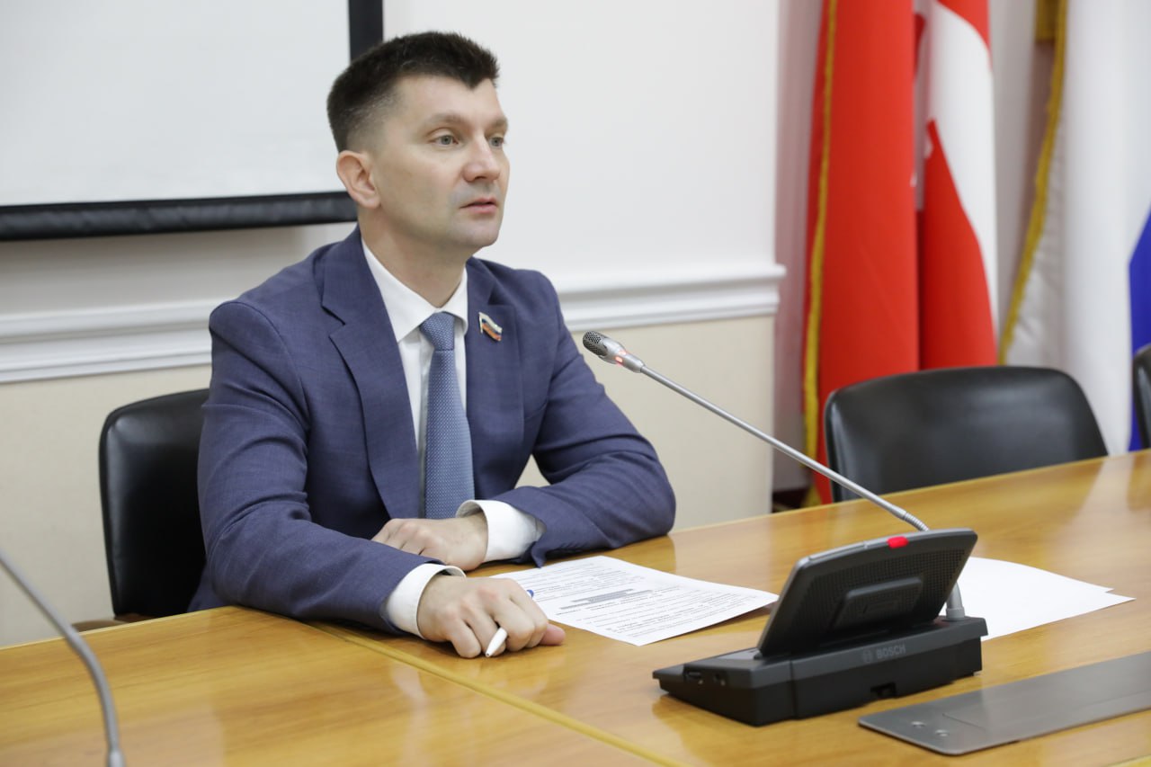 Список коллективных стипендиатов Волгоградской городской Думы на 2026 год сформировали сегодня члены специальной комиссии, возглавляемой заместителем председателя гордумы Геннадием Кузнецовым Список коллективных стипендиатов Волгоградской городской Думы на 2026 год сформировали сегодня члены специальной комиссии, возглавляемой заместителем председателя гордумы Геннадием Кузнецовым