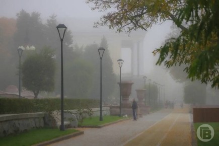 Вандалы разбили фонари на Набережной Волгограда