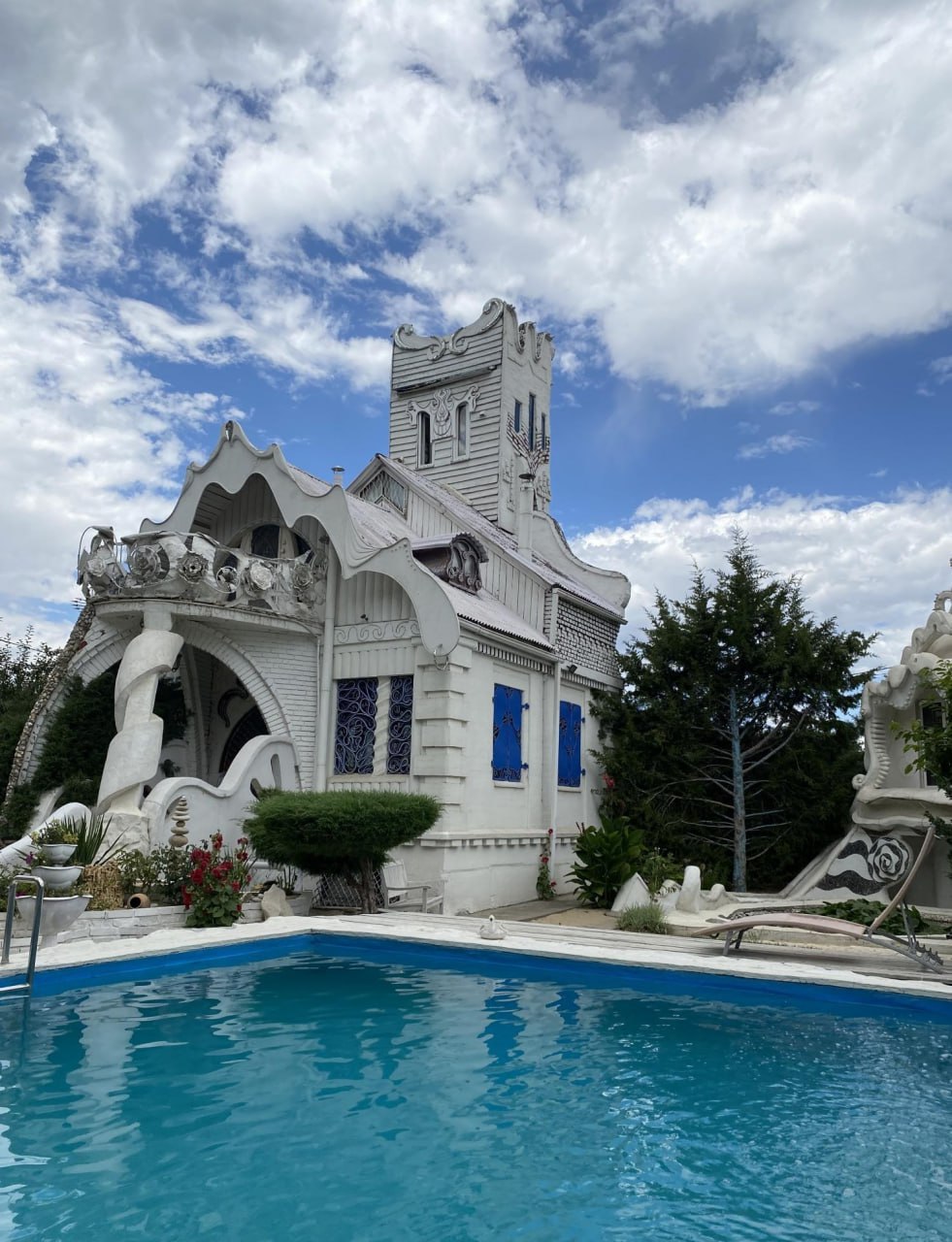 Сахарный замок — одна из достопримечательностей новой архитектуры Волгограда Сахарный замок — одна из достопримечательностей новой архитектуры Волгограда