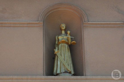 Под Волгоградом горе-отца посадили за неуплату алиментов