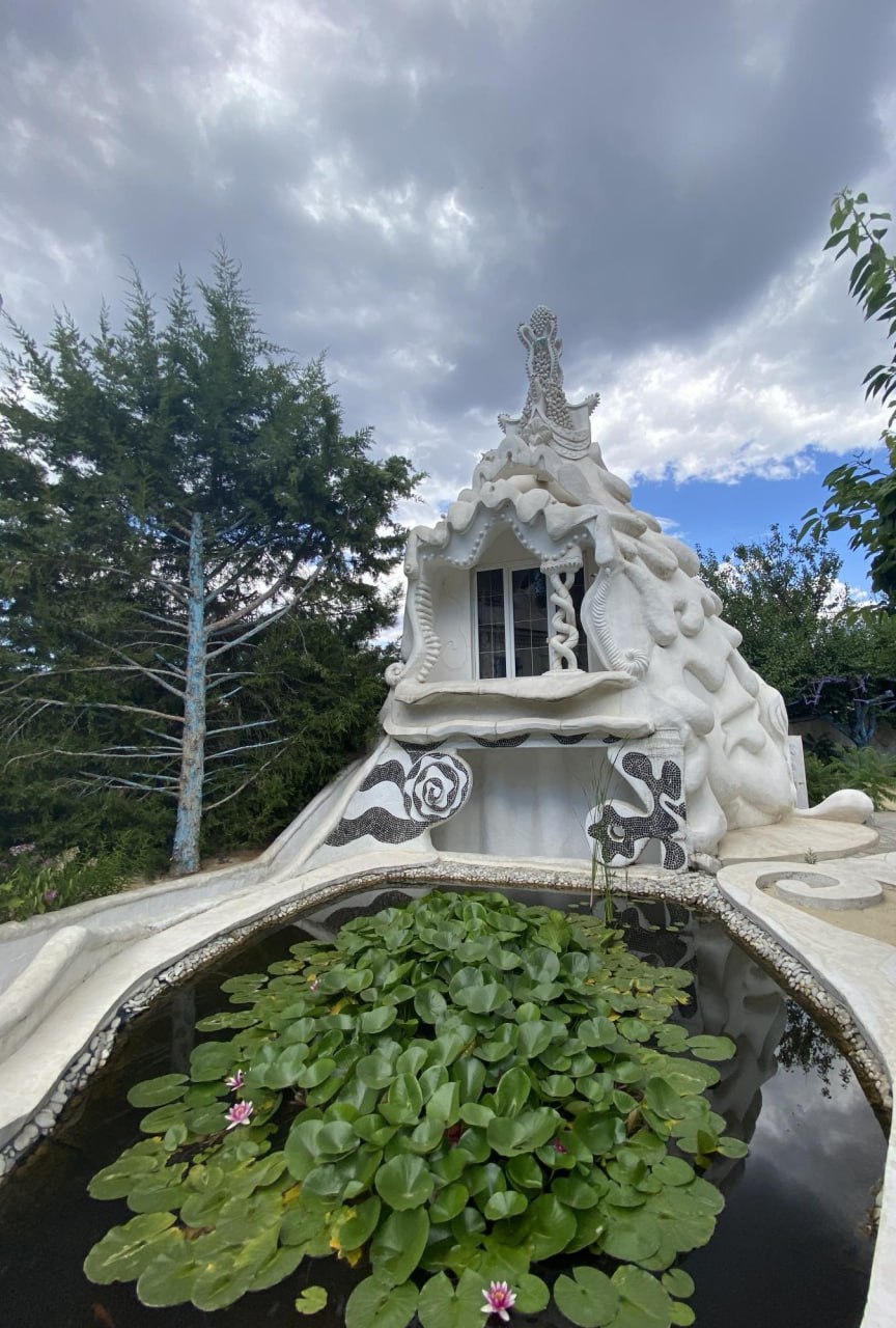 Сахарный замок — одна из достопримечательностей новой архитектуры Волгограда Сахарный замок — одна из достопримечательностей новой архитектуры Волгограда