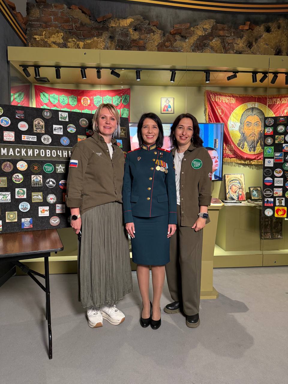 Друзья, шевроны волонтерских команд Волгоградской области можно будет увидеть в Музее Победы на Поклонной горе в Москве Друзья, шевроны волонтерских команд Волгоградской области можно будет увидеть в Музее Победы на Поклонной горе в Москве