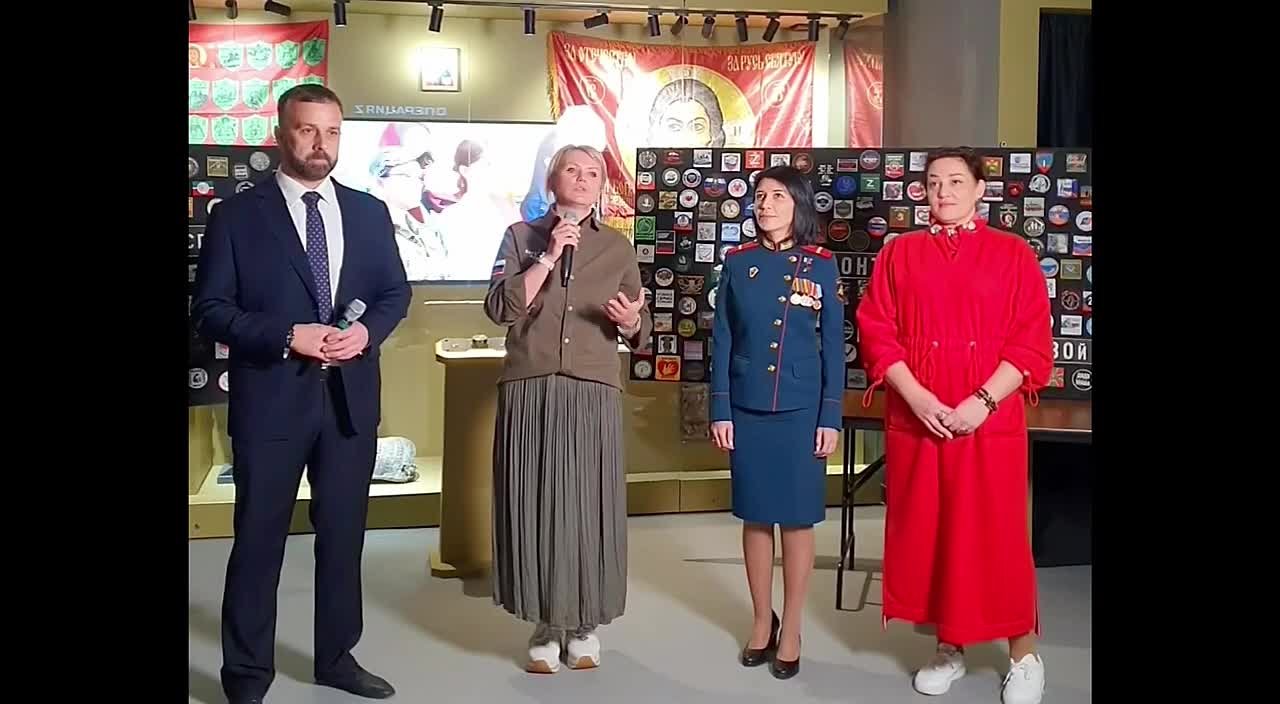 Друзья, шевроны волонтерских команд Волгоградской области можно будет увидеть в Музее Победы на Поклонной горе в Москве