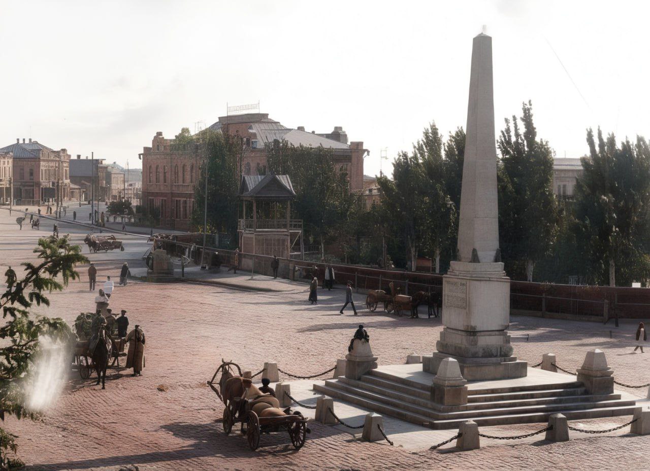 ИЗ ИСТОРИИ. На площади Павших борцов Волгограда стоит известный обелиск, перед которым горит Вечный огонь - знакомый всем памятник, один из самых известных образов города