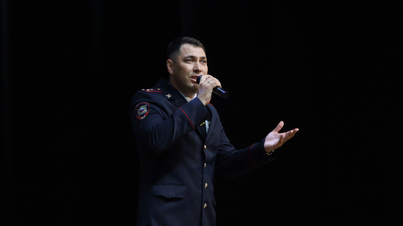 В Волгограде чествовали сотрудников органов внутренних дел РФ В Волгограде чествовали сотрудников органов внутренних дел РФ