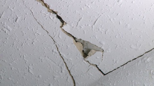 Волгоградская область получила миллиард рублей на переселение из аварийных домов в 2025-2026 годах