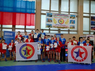 В Волгограде, на базе спортивной школы № 21 Краснооктябрьского района состоялись Чемпионат Волгоградской области по самбо среди мужчин, женщин и мужчин по боевому самбо, а также региональные соревнования по самбо –...