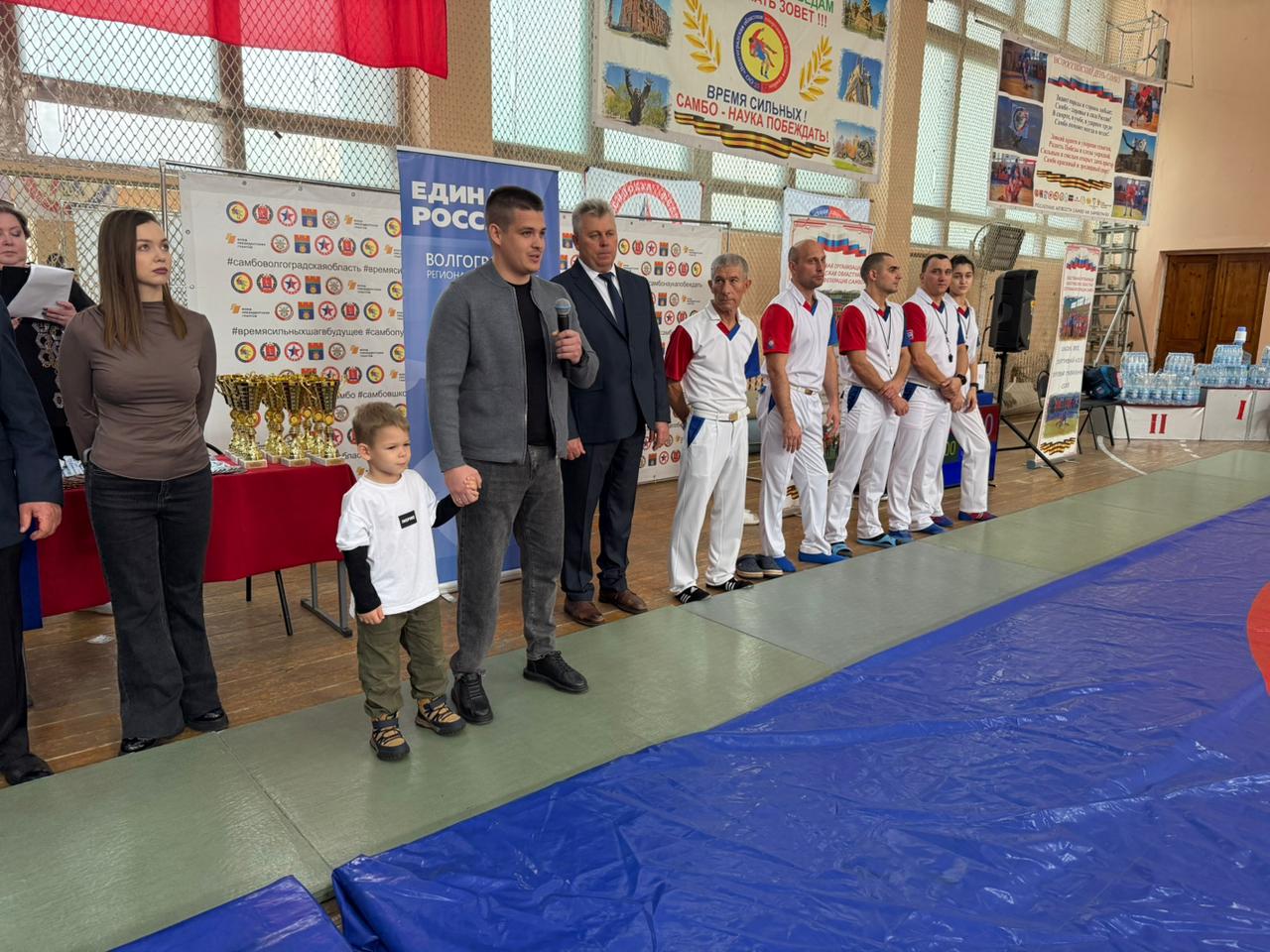 В Волгограде, на базе спортивной школы № 21 Краснооктябрьского района состоялись Чемпионат Волгоградской области по самбо среди мужчин, женщин и мужчин по боевому самбо, а также региональные соревнования по самбо –... В Волгограде, на базе спортивной школы № 21 Краснооктябрьского района состоялись Чемпионат Волгоградской области по самбо среди мужчин, женщин и мужчин по боевому самбо, а также региональные соревнования по самбо –...