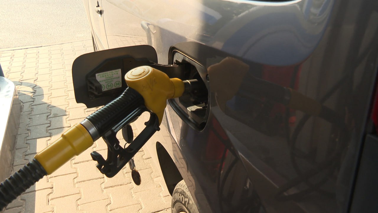 Средние цены на топливо впервые за продолжительное время снизились в Волгоградской области