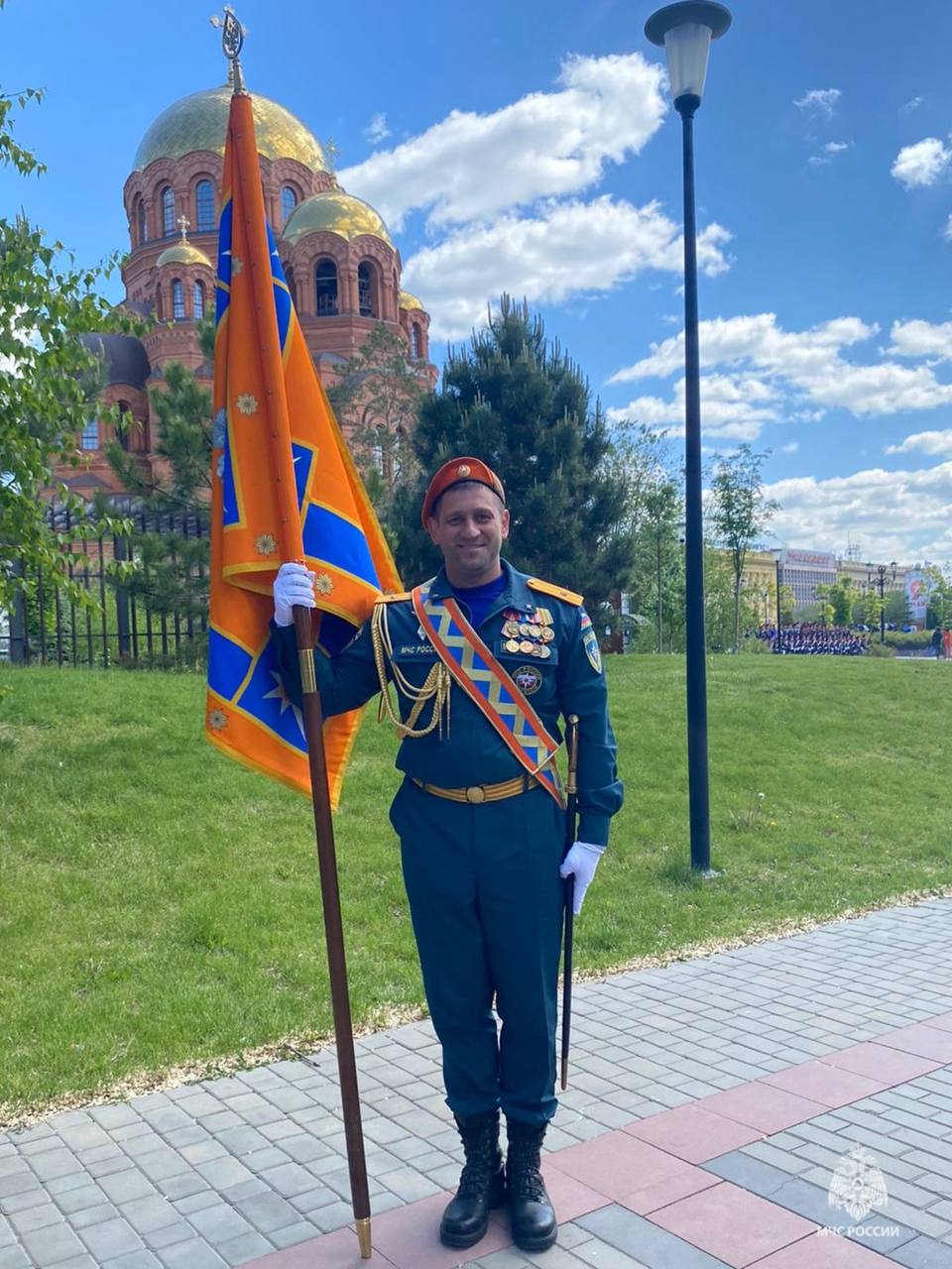 В год 35-летия МЧС России продолжаем рассказывать о ровесниках ведомства В год 35-летия МЧС России продолжаем рассказывать о ровесниках ведомства