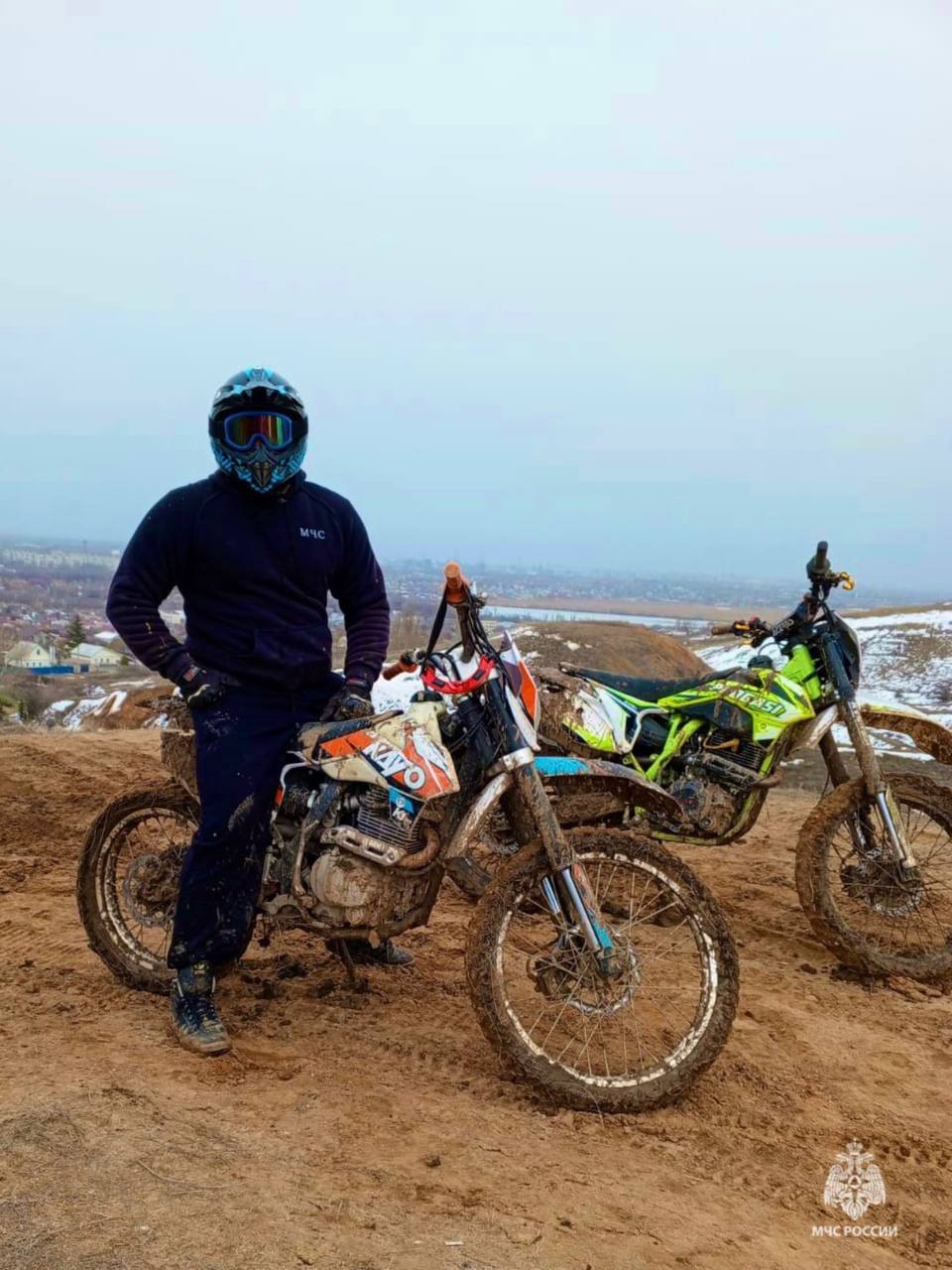 В год 35-летия МЧС России продолжаем рассказывать о ровесниках ведомства В год 35-летия МЧС России продолжаем рассказывать о ровесниках ведомства