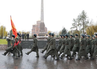 60 лет назад часовые впервые заступили на Пост №1 в Волгограде