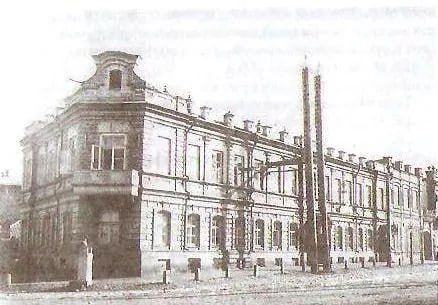 ЭТОТ ДЕНЬ В ИСТОРИИ. 125 лет назад в Царицыне разносчиков телеграмм оснастили фонариками