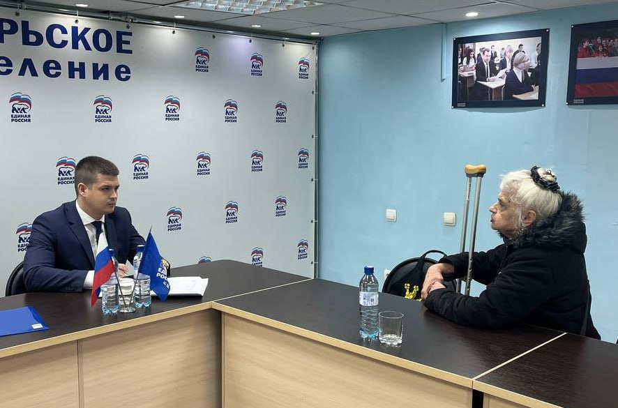 Депутат Волгоградской областной Думы, участник СВО Александр Нелепин провел личный прием граждан в Краснооктябрьском районе Волгограда Депутат Волгоградской областной Думы, участник СВО Александр Нелепин провел личный прием граждан в Краснооктябрьском районе Волгограда