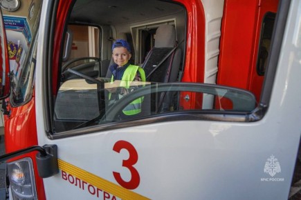 МЧС России желает легкого окончания рабочей недели!