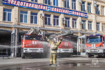 МЧС России желает безопасных выходных!