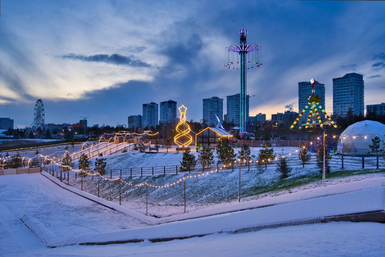 К Новому году ЦПКиО Волгограда украсят более 27 километров гирлянд К Новому году ЦПКиО Волгограда украсят более 27 километров гирлянд
