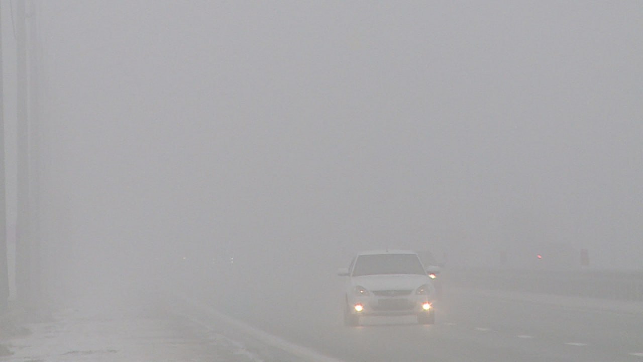 О тумане и гололеде на дорогах предупреждают волгоградские синоптики